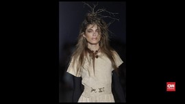 VIDEO: Model Transgender Pertama di Victoria's Secret
