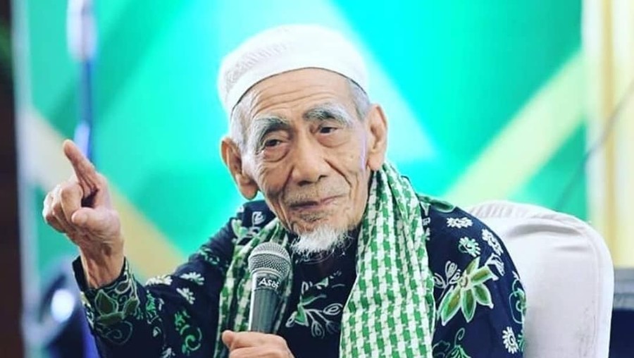 Kiai Haji Maimoen meninggal dunia.