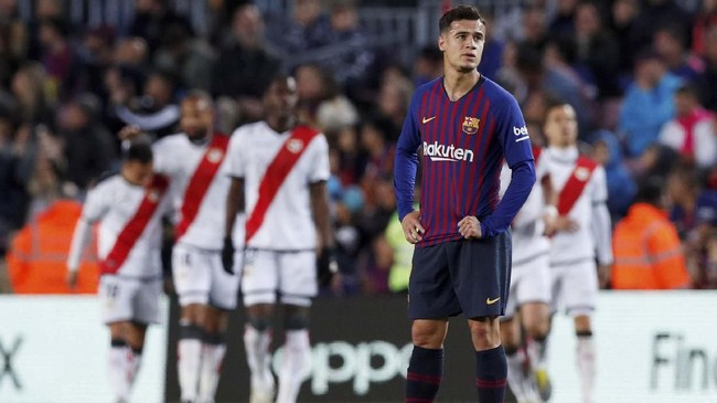 Gelandang serang Barcelona, Philippe Coutinho, membuktikan loyalitasnya kepada Liverpool dengan menolak gabung Tottenham Hotspur.