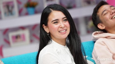 img-title Ayushita Kembali Berkarier di Dunia Film & Musik