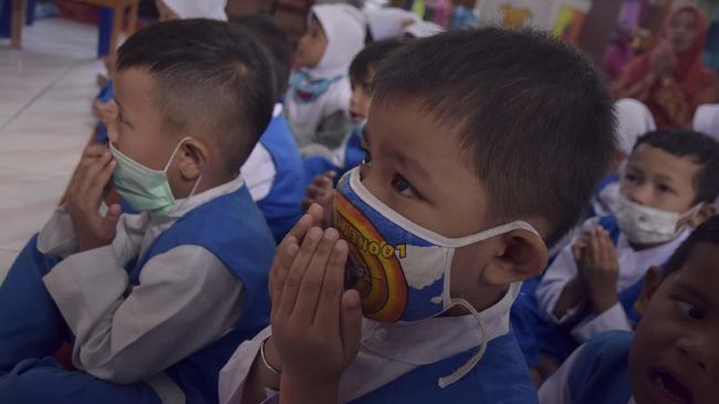 KPAI menyatakan tingkat penularan virus corona di kalangan anak-anak sudah mencapai 13 persen, sehingga ada urgensi untuk divaksinasi.