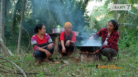 VIDEO: Panen Kepiting sampai Tai Minyak di Luwuk