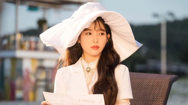 Berikut 5 rekomendasi dan sinopsis drama Korea dibintangi IU, selain Perfect Crown.