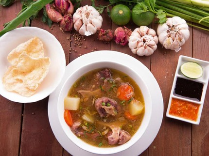 Resep Sop Buntut, Kaya Rempah dan Menggoda Selera