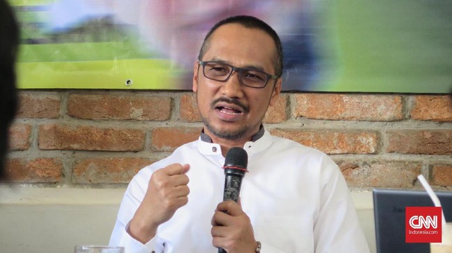 Dua mantan pimpinan KPK Abraham Samad dan Saut Situmorang mengkritik keras penanganan kasus dugaan suap yang menyeret Kepala Basarnas Marsdya Henri Alfiandi