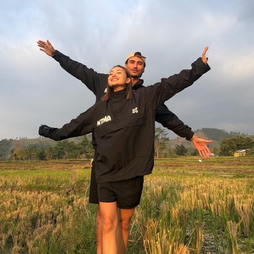 Jelajah Alam Hingga Cicipi Nanas Segar di Pemalang