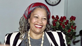 Peraih Nobel Toni Morrison Meninggal Dunia