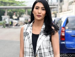 Cara Tyas Mirasih Sambut New Normal