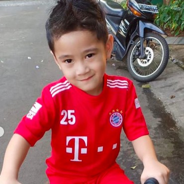 Rafathar Rogoh Kocek Pribadi Belasan Juta Rupiah untuk Kado Raffi Ahmad