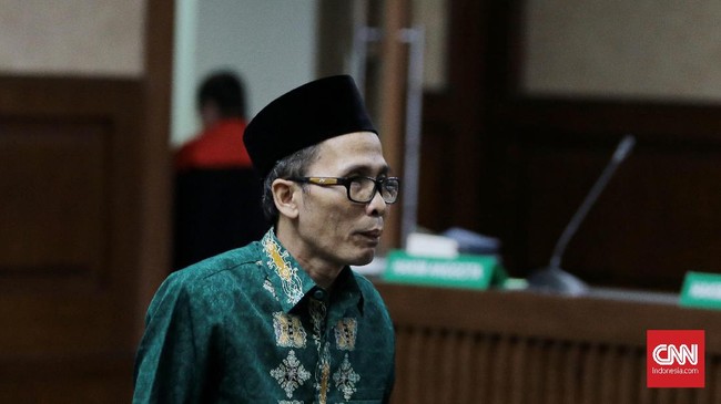 Dua terpidana penyuap Romahurmuziy, Muafaq dan Haris Hasanudin masing-masing dipindahkan ke Lapas Klas I Surabaya dan Lapas Klas I Tangerang.