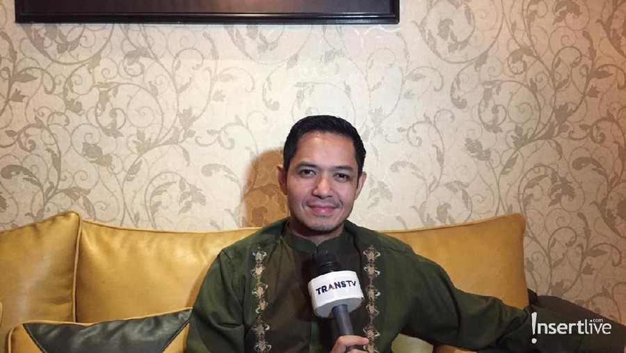 Dude Harlino kembali ke YouTube.