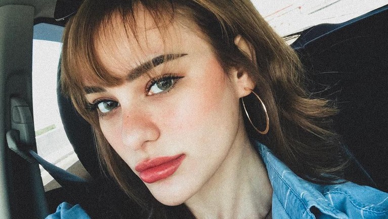 6 Fakta Nora Alexandra yang Diisukan Pindah Agama Nora Alexandra kembali diperbincangkan karena isu pindah agama. Berikut beberapa fakta mengenai kekasih Jerinx SID ini: