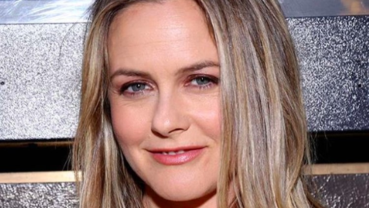 Bagi aktris Alicia Silverstone, pola makan yang diterapkan pada anak bisa berpengaruh pada perilaku si kecil.