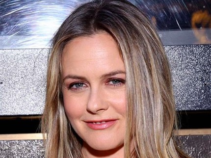 Kata Alicia Silverstone tentang Kaitan Pola Makan & Perilaku Anak