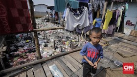 Cerita dari Rawa Bengek, Kampung Kumuh di Atas Lautan Sampah