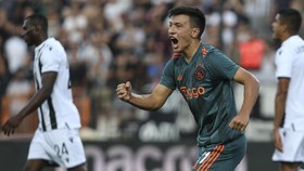Lisandro Martinez Datang, Maguire Duduk Manis di Bangku Cadangan