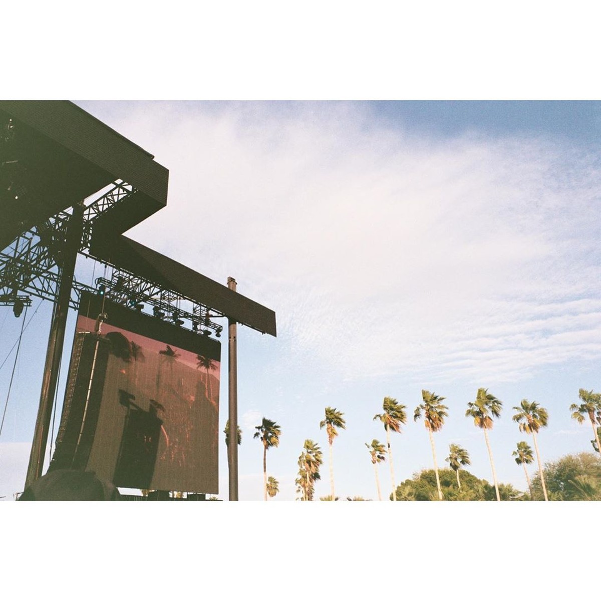 Diam-diam Jennie BLACKPINK memiliki akun Instagram rahasia yang menunjukkan kemampuan fotografinya&period; Berikut ini fotonya&period;