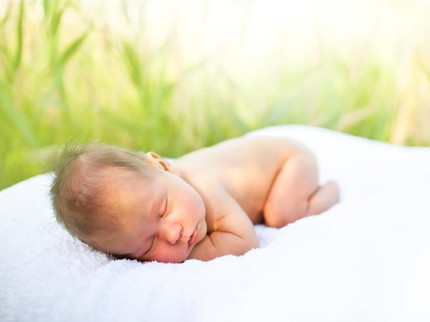 20 Nama Bayi Perempuan dari Bahasa Sanskerta Berarti Matahari