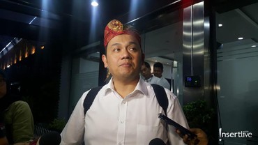 img-title Farhat Abbas Dukung Ferdy Sambo vs Nasib Nahas Az-Zikra di Tangan Alvin Faiz