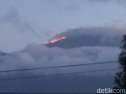 Kebakaran Hebat di Atap Jawa Barat
