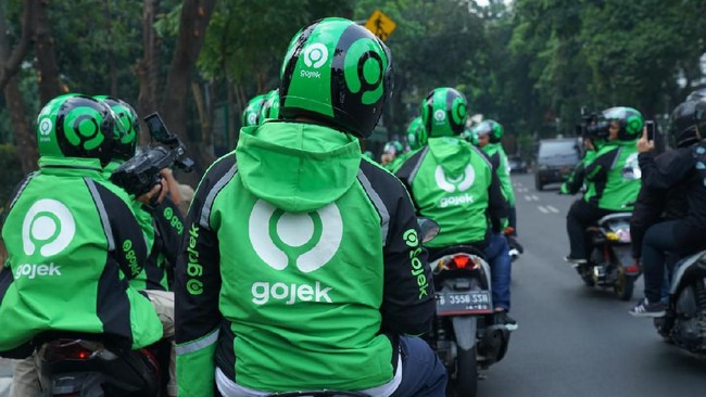 Gojek menjalin kerja sama dengan PT Bank Tabungan Negara (Persero) Tbk dengan menghadirkan program KPR untuk mitra pengemudi.