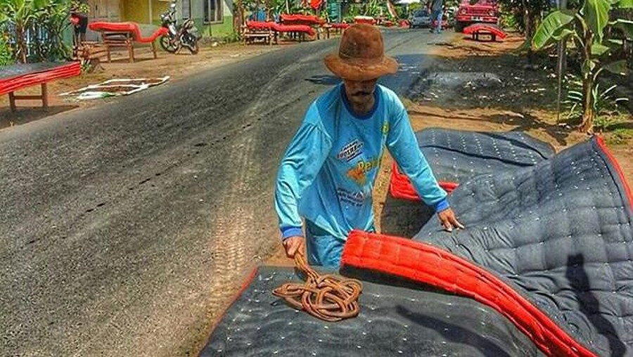 7 Tradisi Unik Idul Adha di Indonesia versi Insertlive.