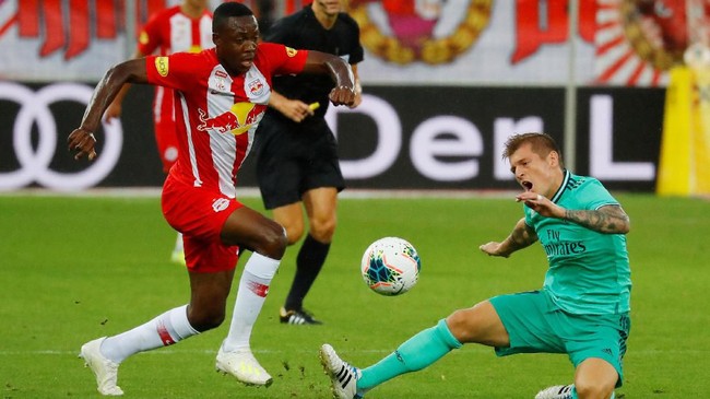 FOTO: Gol Pembuka Hazard di Real Madrid