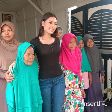 Hasil Survei Mengejutkan Frederika Alexis tentang Orang Indonesia