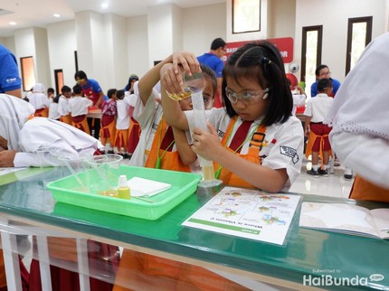 Manfaat Ajak Anak Bereksperimen dengan Bahan Kimia