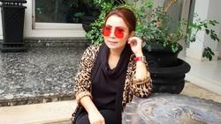 Tas Mewah Mayangsari Disebut Mirip Kantong Plastik