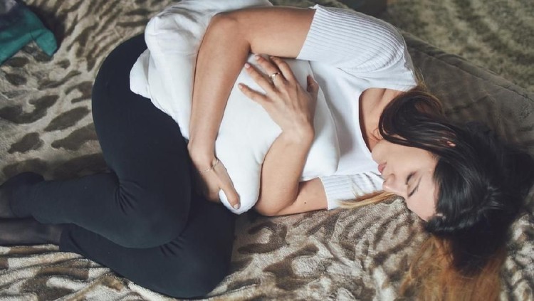 Ibu hamil penting banget menjaga kecukupan zat besi agar nantinya, bayi lahir tak mengalami anemia.