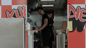 Sinopsis 'Wu Assassins': Iko Uwais, Koki Berkekuatan Super