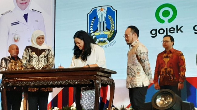 Gojek menggandeng Pemprov Jawa Timur untuk memperkuat potensi ekonomi digital di wilayah tersebut dengan layanan Gopay.