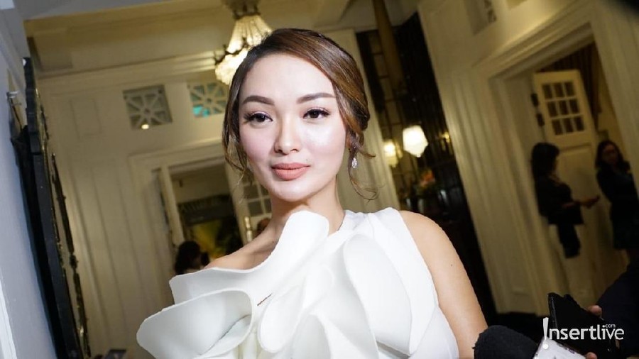 Beredar kabar Zaskia Gotik telah berpacaran dengan Sirajuddin Mahmud.