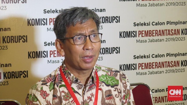 Anggota Pansel KPK, Hamdi Muluk menyebut potensi seseorang bisa saja turun tiap tahunnya, ketika ditanyakan mengenai ketidaklulusan Basaria dan Laode.