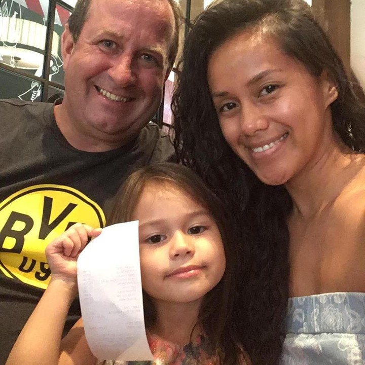 <p>Kalau dilihat, Lexa mirip ayah atau bundanya ya? (Foto: Instagram @liawaode)</p>