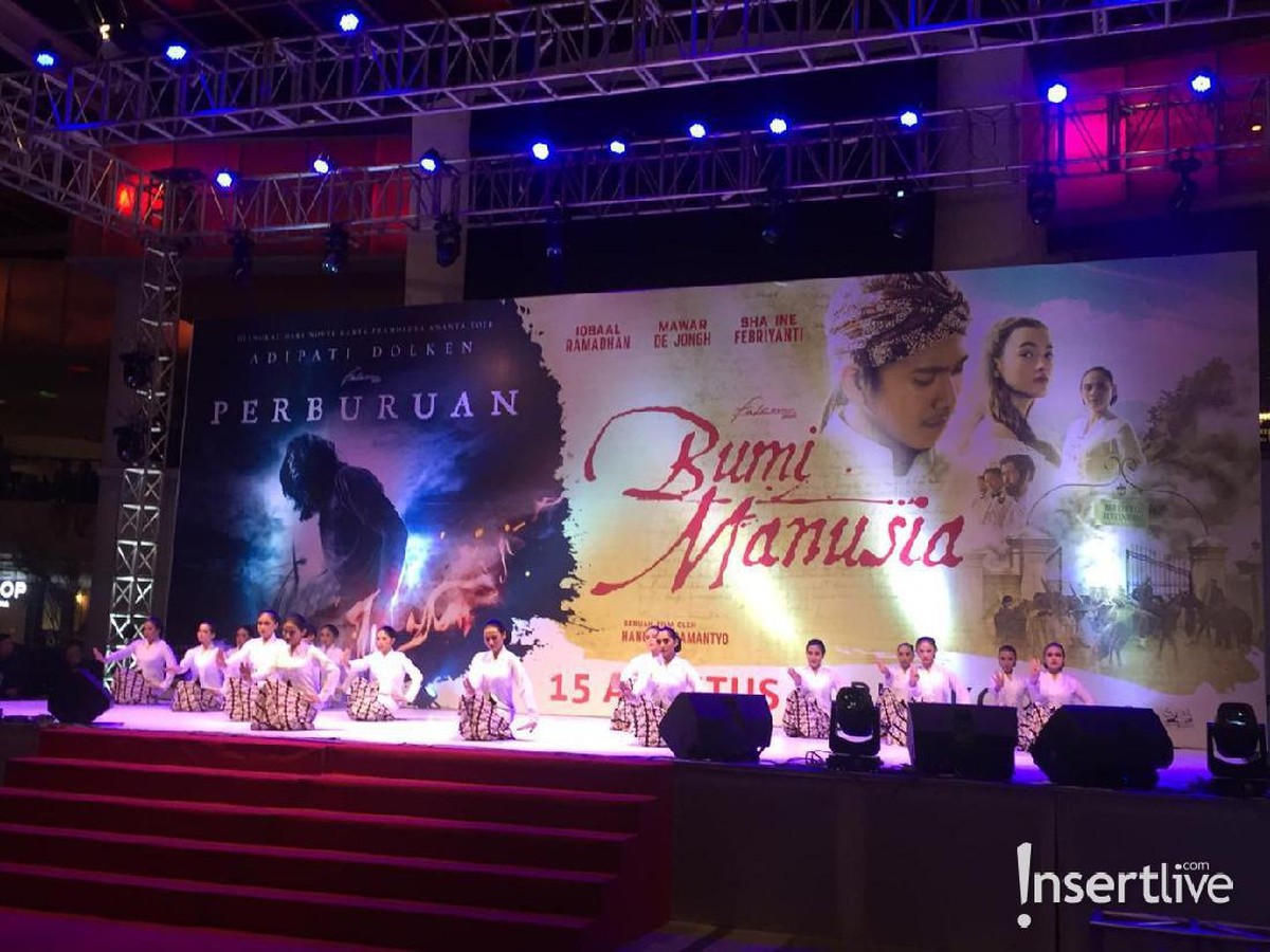 Gala premier film Bumi Manusia dan Perburuan berlangsung meriah digelar di Surabaya&comma; Jawa Timur&period; Berikut sederet potret kemeriahannya&period;