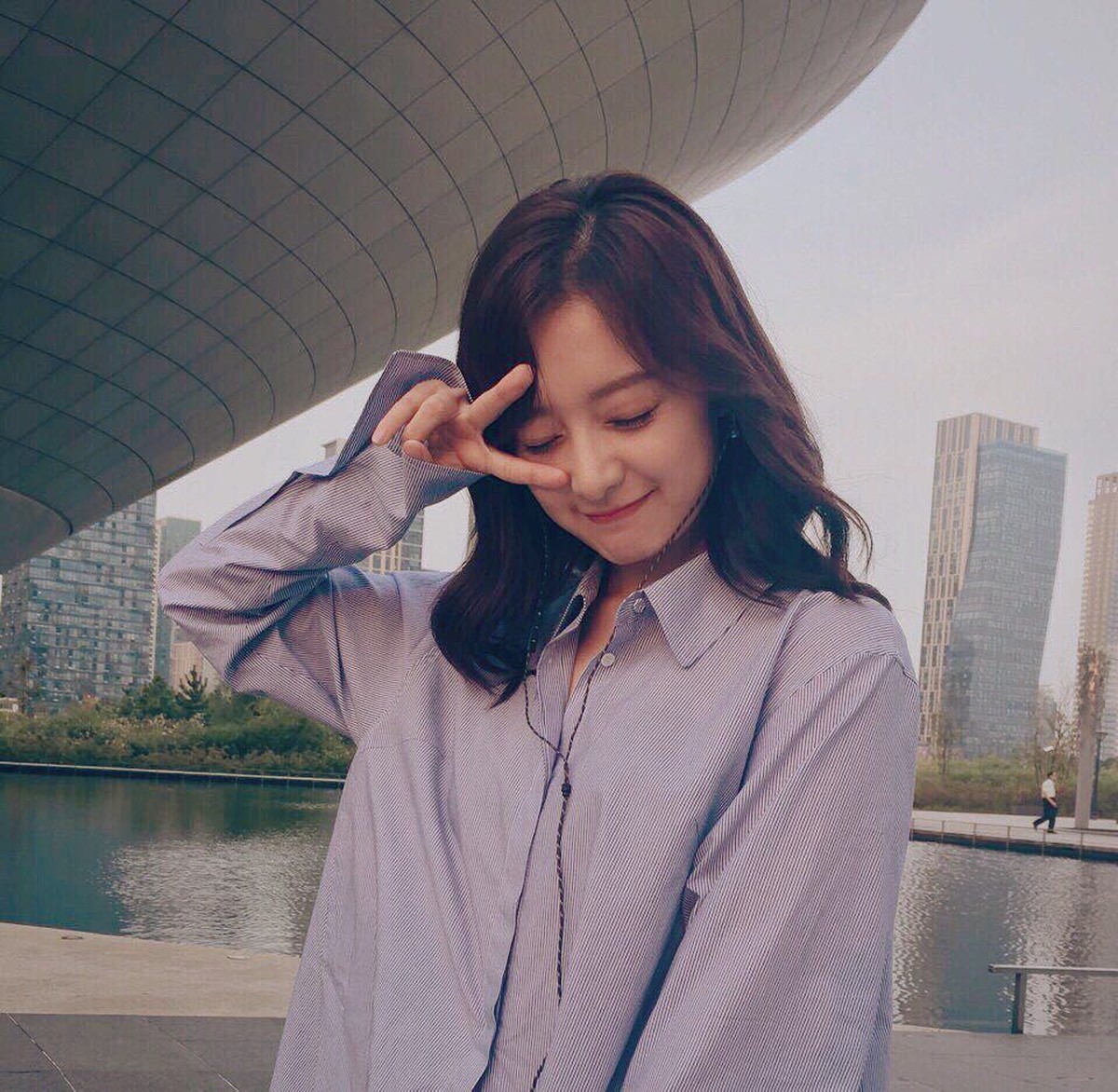 Dipasangkan dengan Song Joong Ki di drama Arthdal Chronicles&comma; begini gaya imut Kim Ji Won&period;