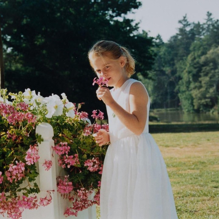 Setuju ya, Bun? Putri Beatrice cantik banget dengan gaun putihnya. (Foto: Instagram @sarahferguson15)