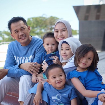 Dirawat Sekeluarga, Zaskia Mecca Sulap Dua Ruang VIP di Rumah Sakit