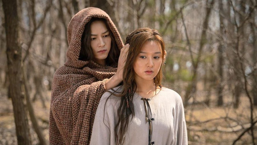 1. Arthdal Chronicles Lima drama Korea dengan biaya produksi yang fantastis.