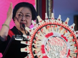 Megawati Bekali Gibran hingga Bobby Nasution di Sekolah Partai Siang Ini