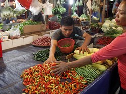 Harga Sembako Jatim 9 Desember 2024: Minyak Goreng Turun, Cabai Naik
