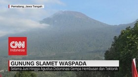 VIDEO: Gunung Slamet Waspada