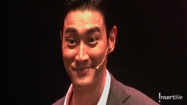 Gerakan Alis Siwon Super Junior yang Buat Fans Histeris