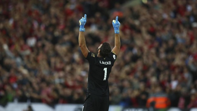 Manajer Liverpool, Jurgen Klopp memastikan Alisson Becker bakal absen saat menghadapi Chelsea di Piala Super Eropa di Istanbul, Turki, Rabu (14/8).