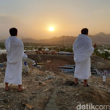 Bacaan Doa dan Dzikir Wukuf Arafah dalam Arab, Latin dan Rangkaiannya