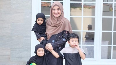 Potret 8 Bunda Seleb Rayakan Idul Adha Bersama Keluarga