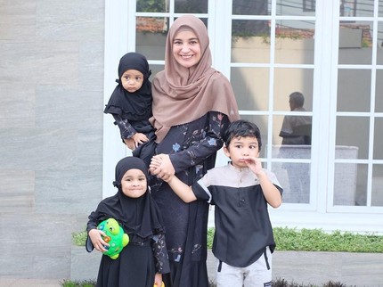 Potret 8 Bunda Seleb Rayakan Idul Adha Bersama Keluarga