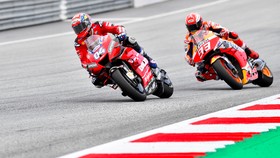 Nyaris Dibuat Celaka, Marquez Malah Puji Dovizioso